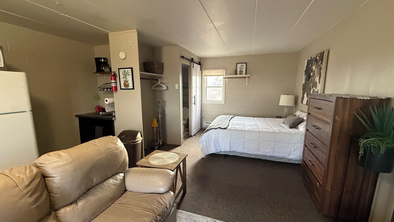 Photo of Bedroom in Sheldon