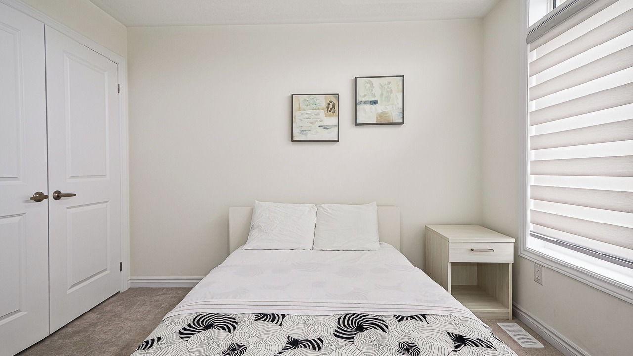 Photo of Bedroom in Wasaga Beach