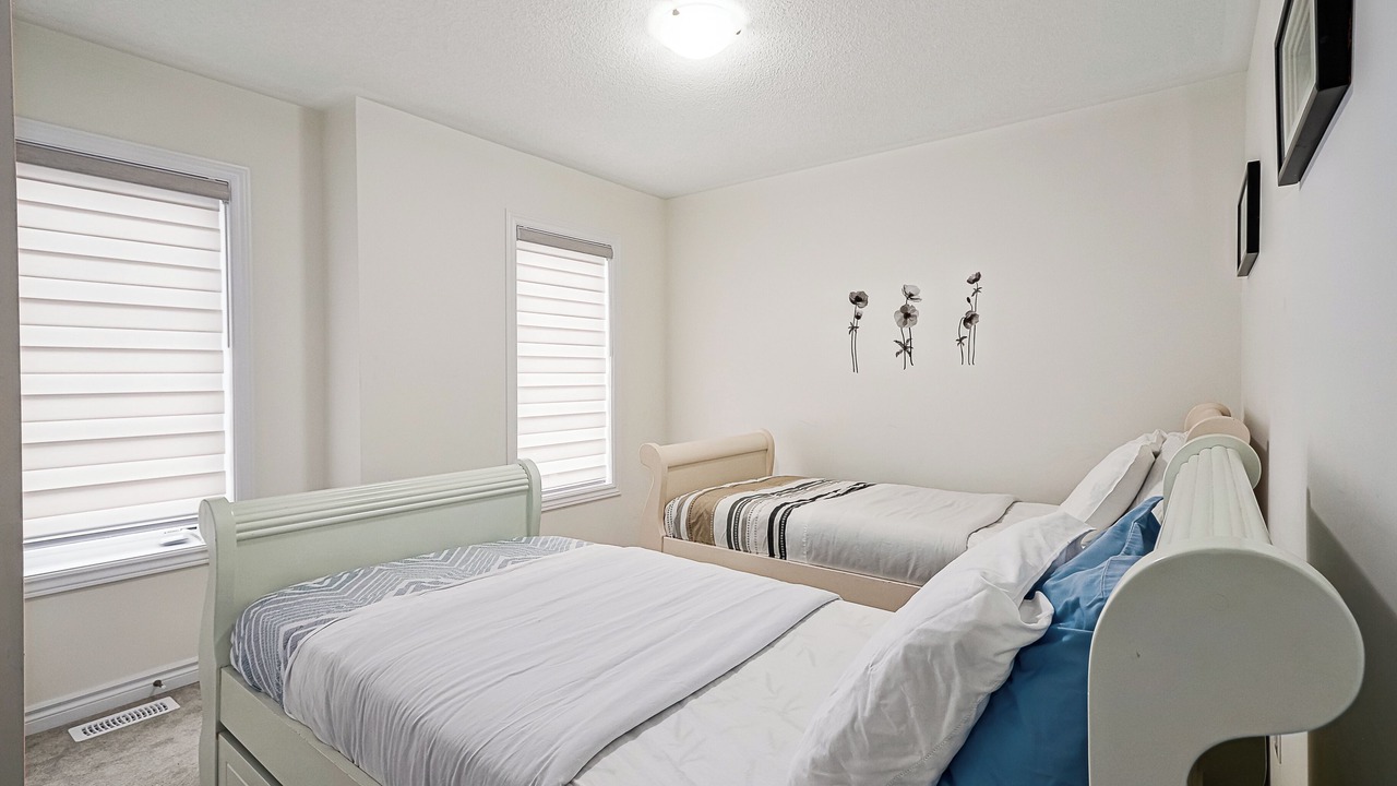 Photo of Bedroom in Wasaga Beach