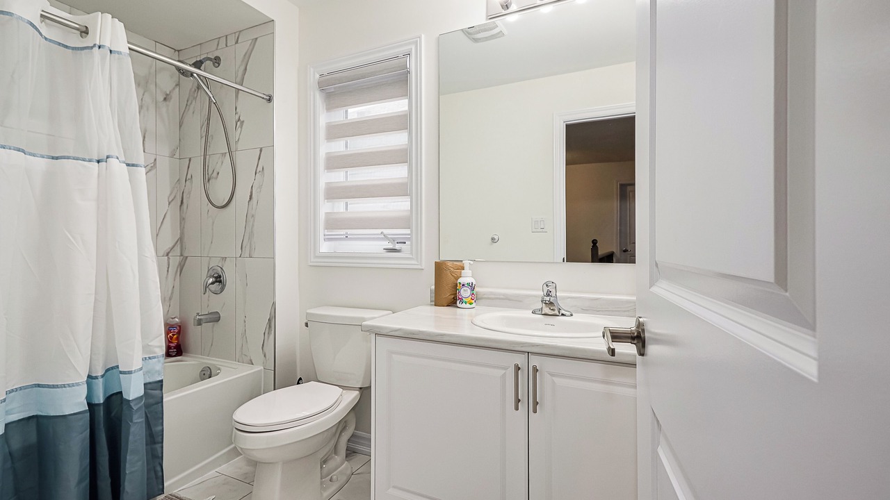 Photo of Bathroom in Wasaga Beach