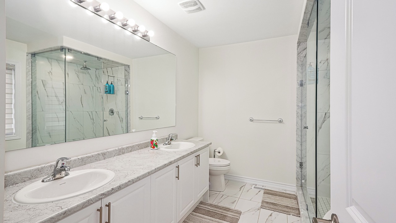 Photo of Bathroom in Wasaga Beach