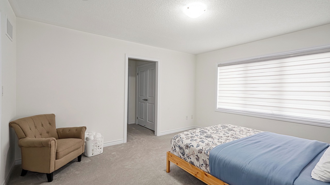 Photo of Bedroom in Wasaga Beach