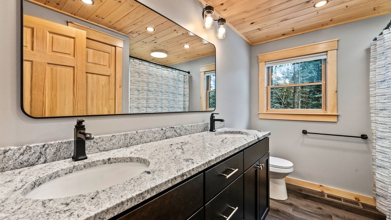Photo of Bathroom in Rangeley Plantation