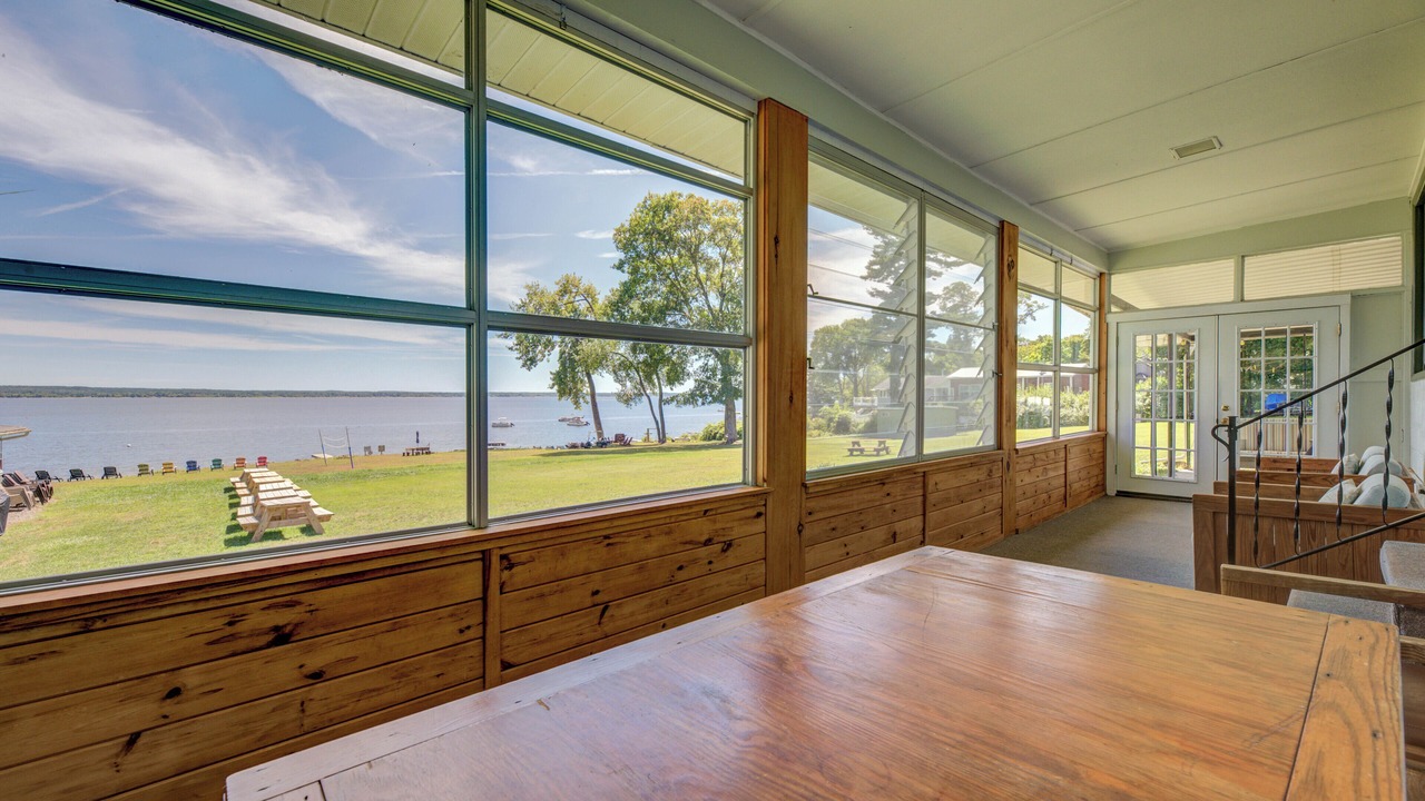 Photo of Others in Mayfield