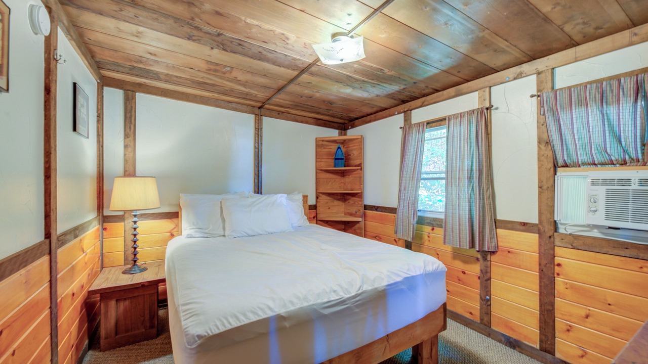 Photo of Bedroom in Mayfield