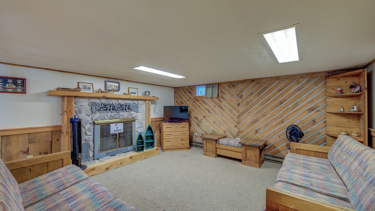 Photo of Livingroom in Mayfield