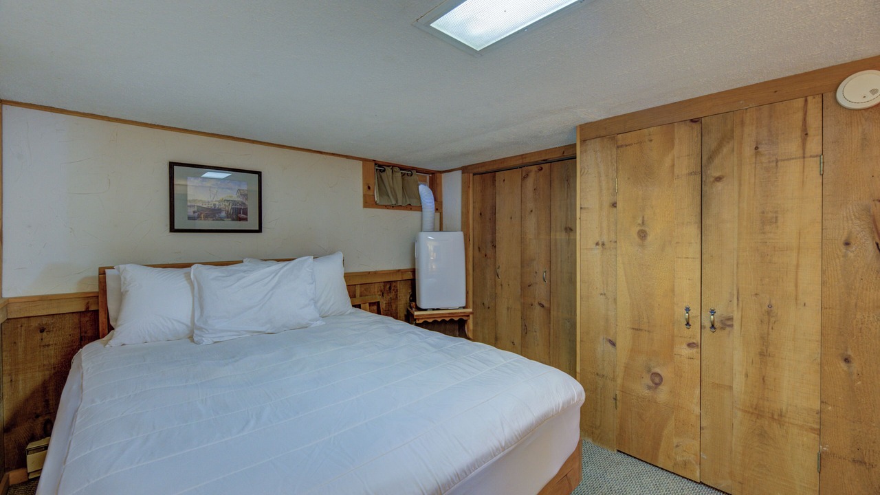 Photo of Bedroom in Mayfield