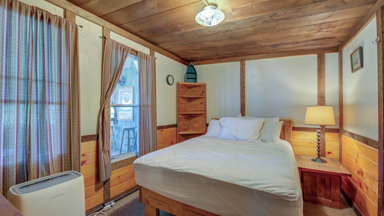 Photo of Bedroom in Mayfield