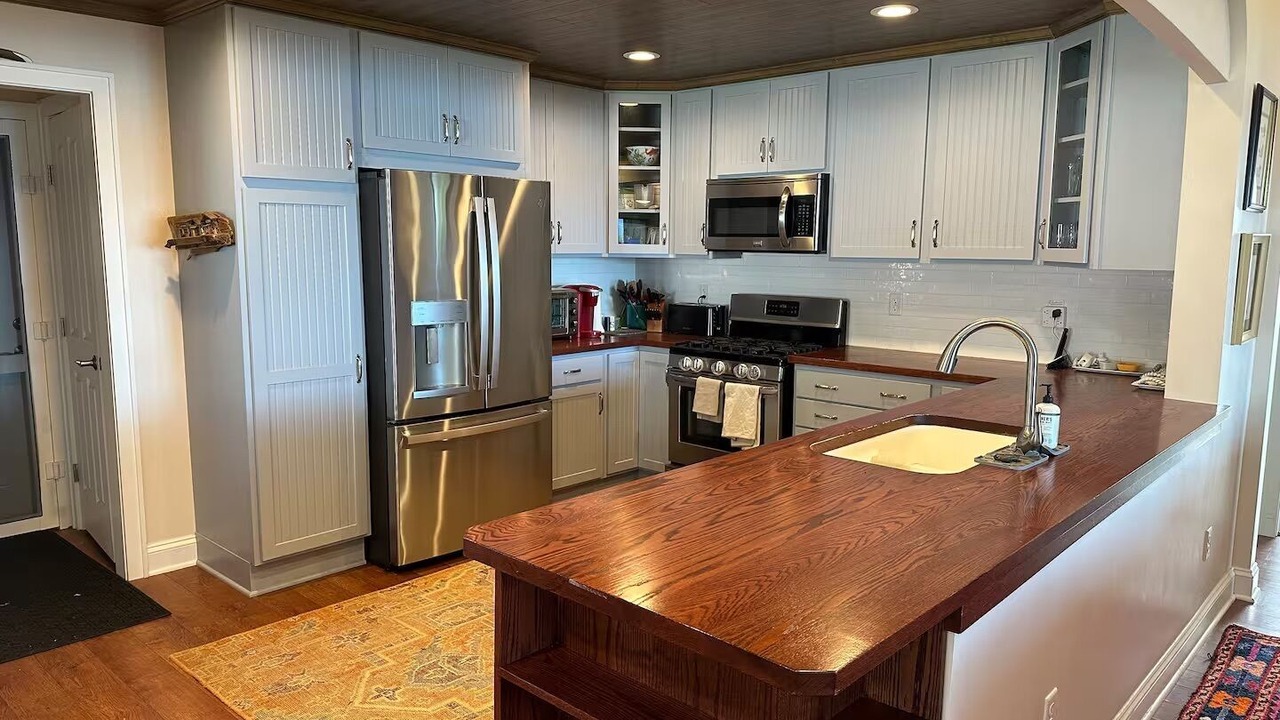 Photo of Kitchen in Town of Owasco