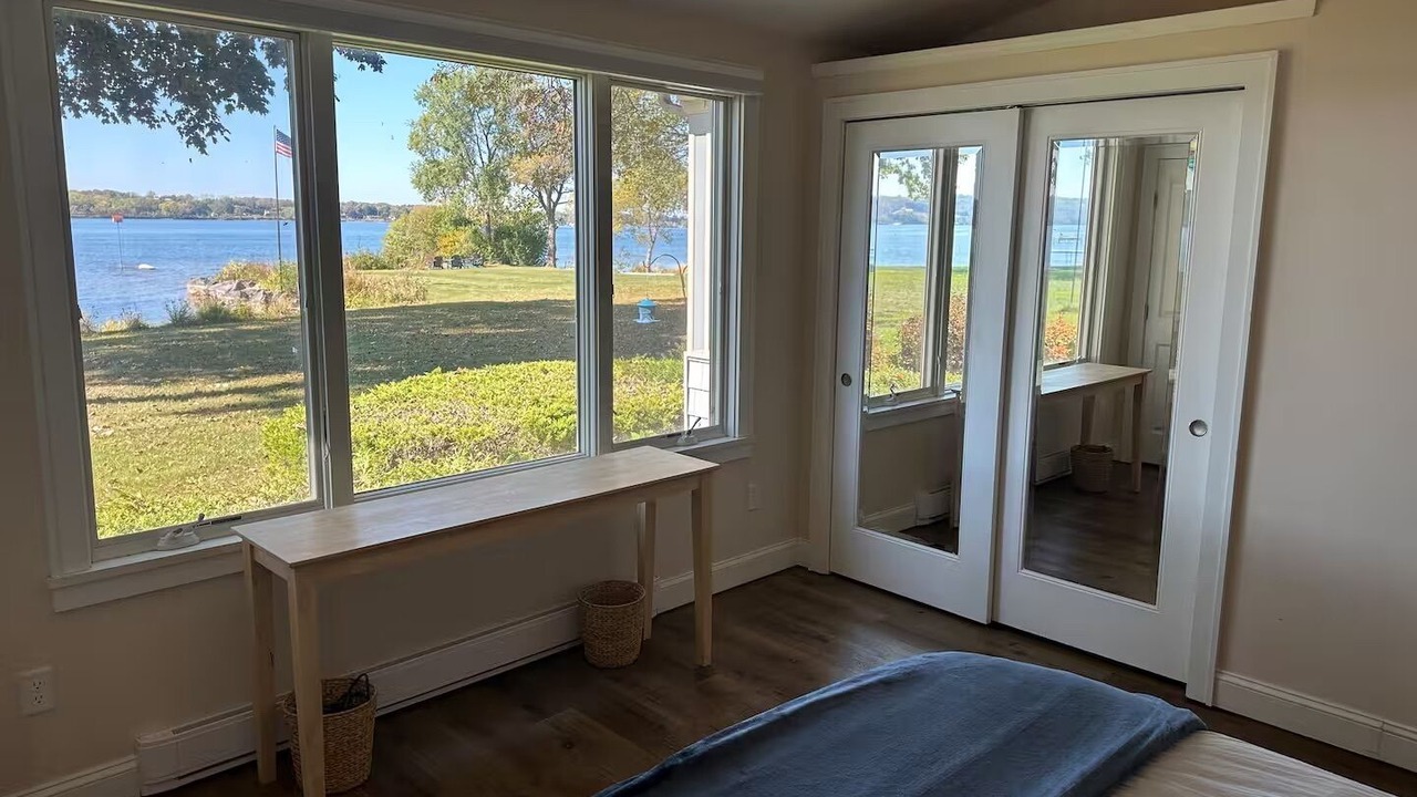 Photo of Bedroom in Town of Owasco