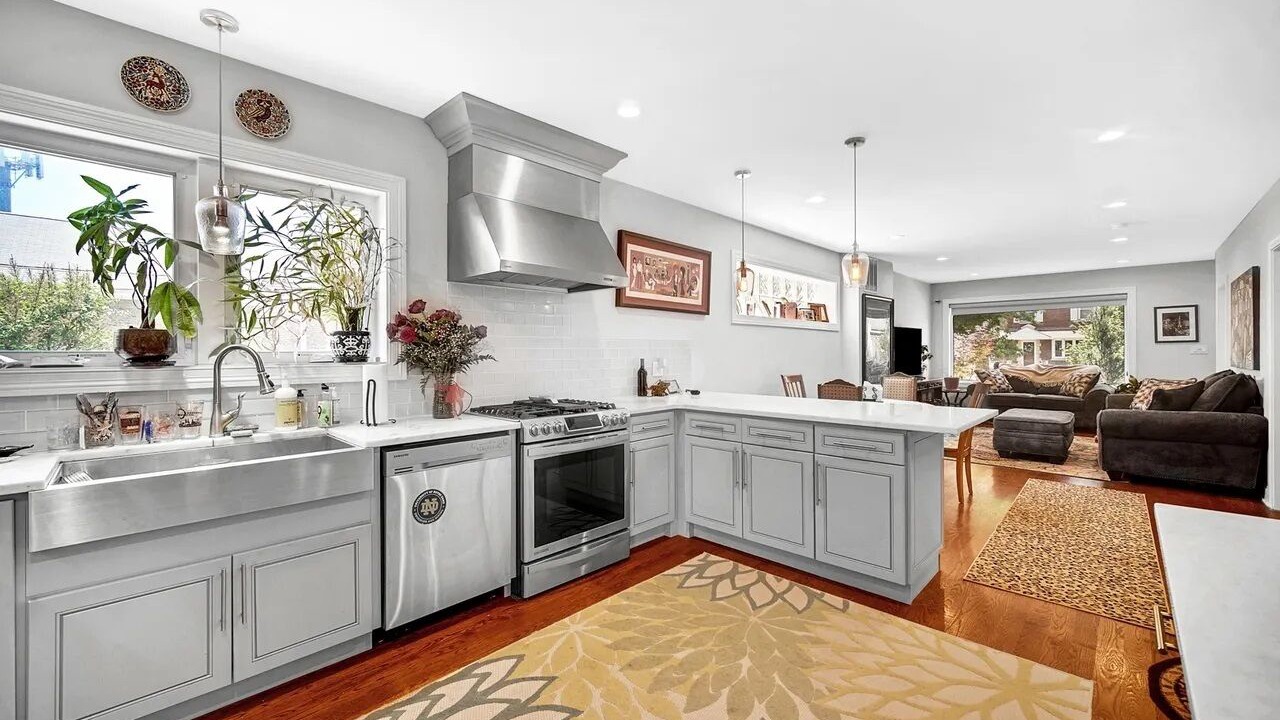 Photo of Kitchen in Garfield Ridge