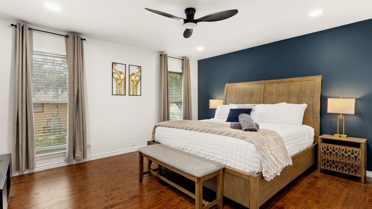 Photo of Bedroom in North Central Thousand Oaks