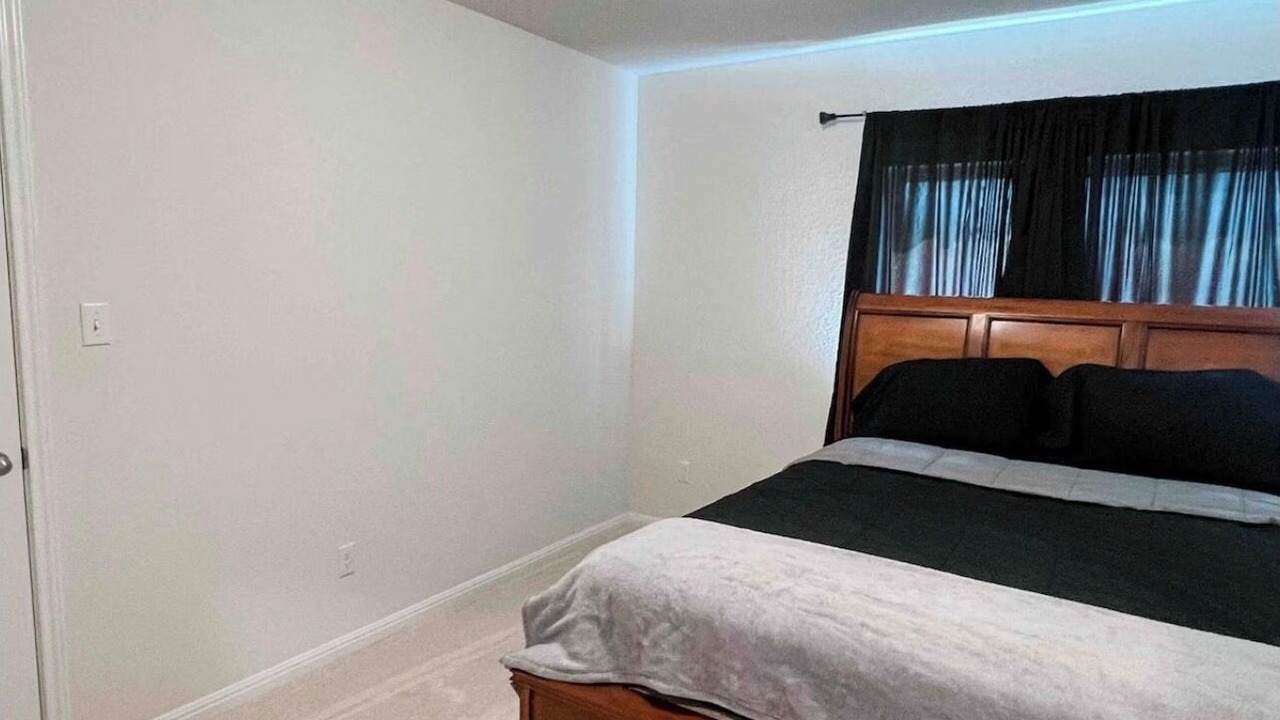 Photo of Bedroom in Kyle