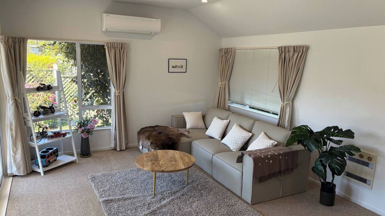 Photo of Livingroom in Hastings