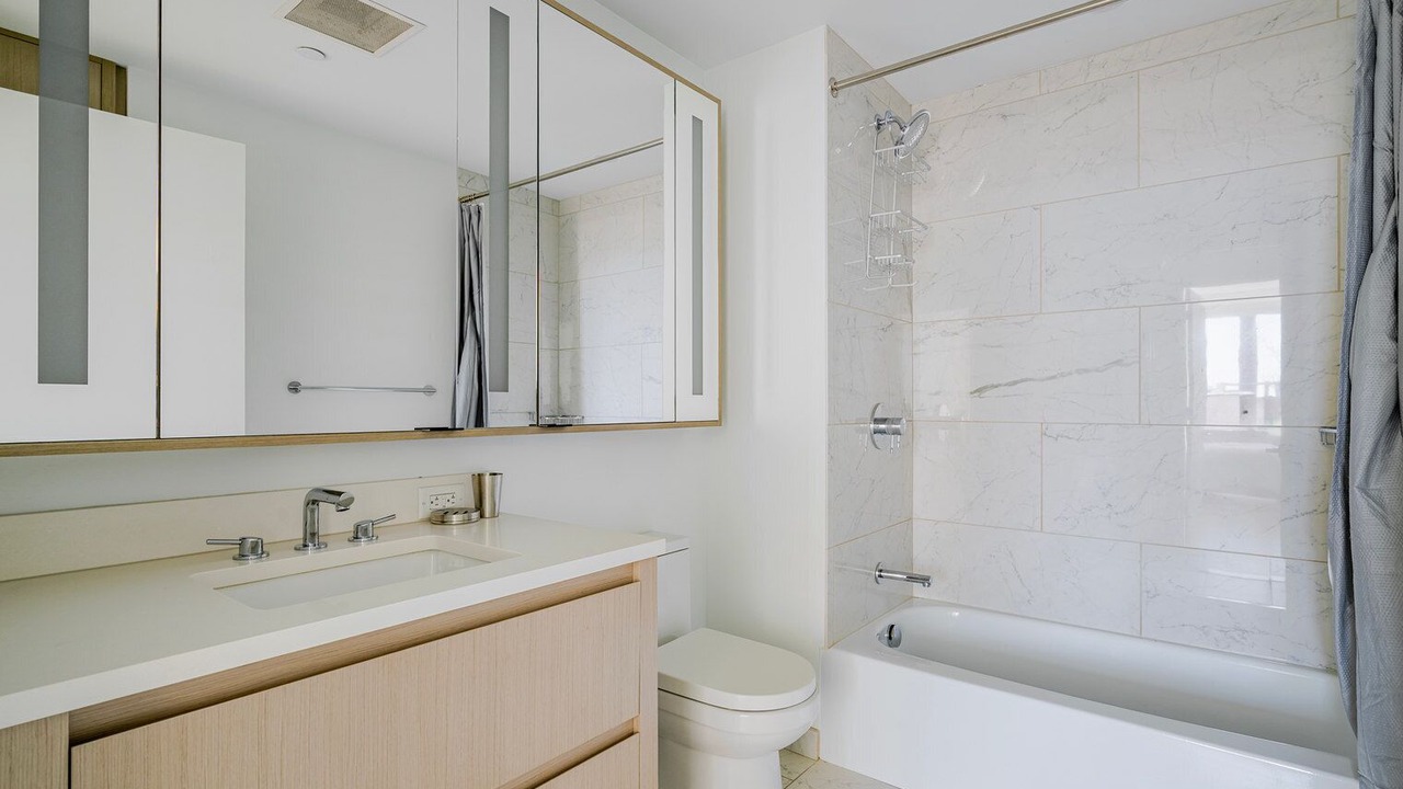 Photo of Bathroom in Shawmut