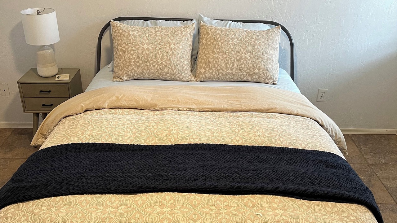 Photo of Bedroom in Alta Mesa