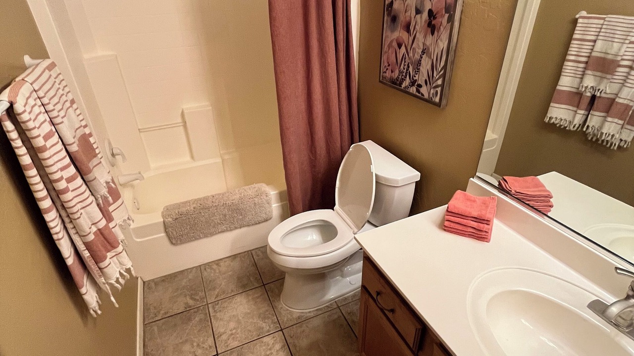 Photo of Bathroom in Alta Mesa