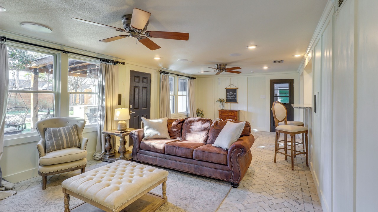 Photo of Livingroom in Tech Terrace
