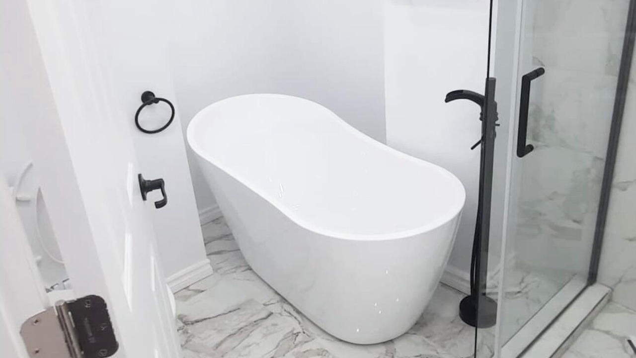 Photo of Bathroom in Longue-Pointe