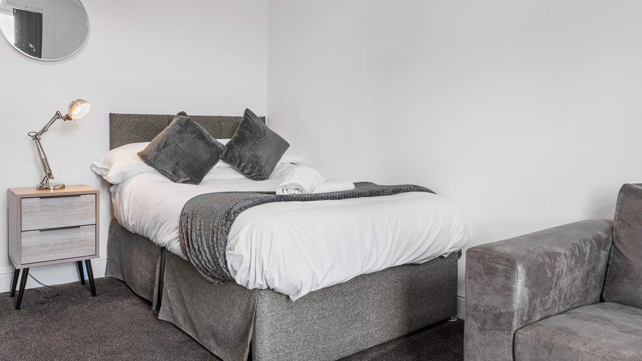 Photo of Bedroom in Birkenhead