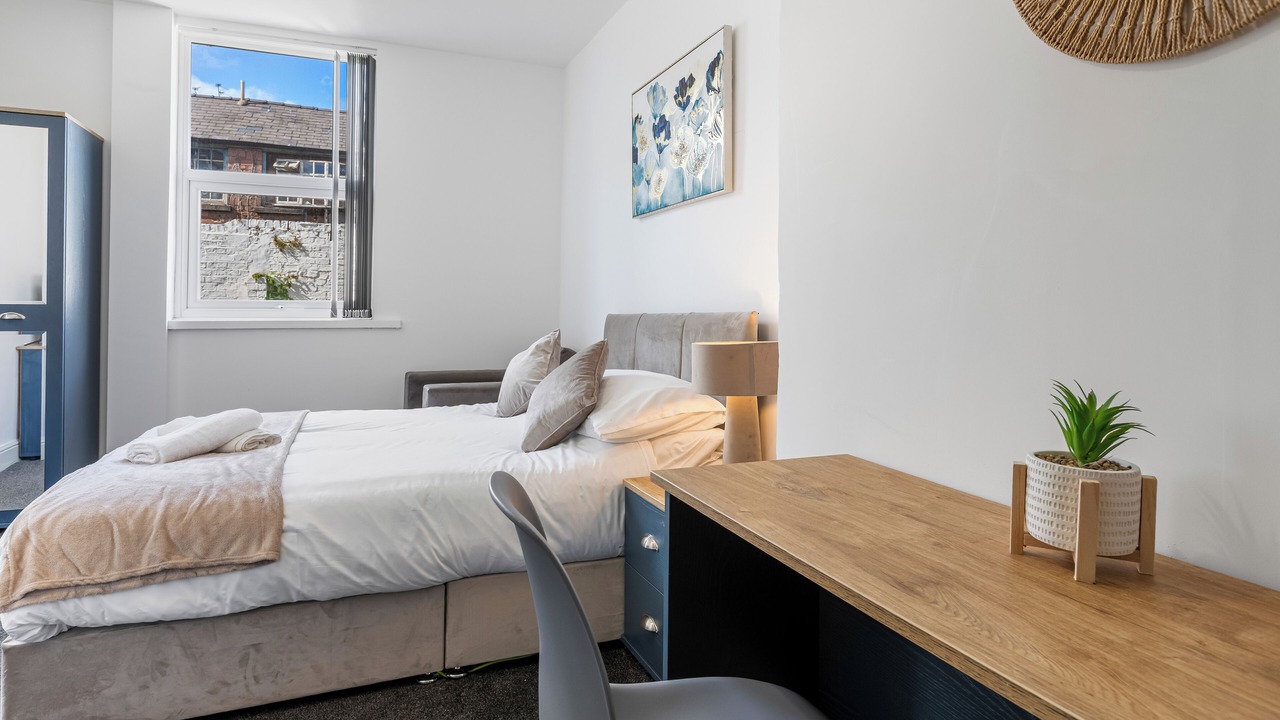 Photo of Bedroom in Birkenhead