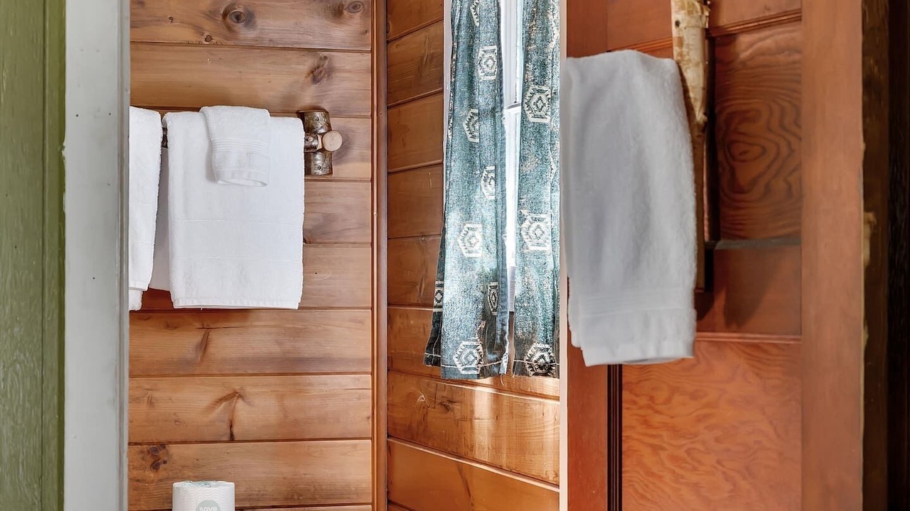 Photo of Bathroom in Lake Placid