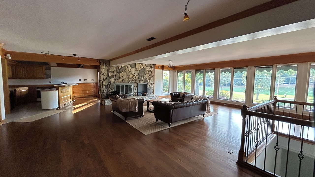 Photo of Livingroom in North Raleigh