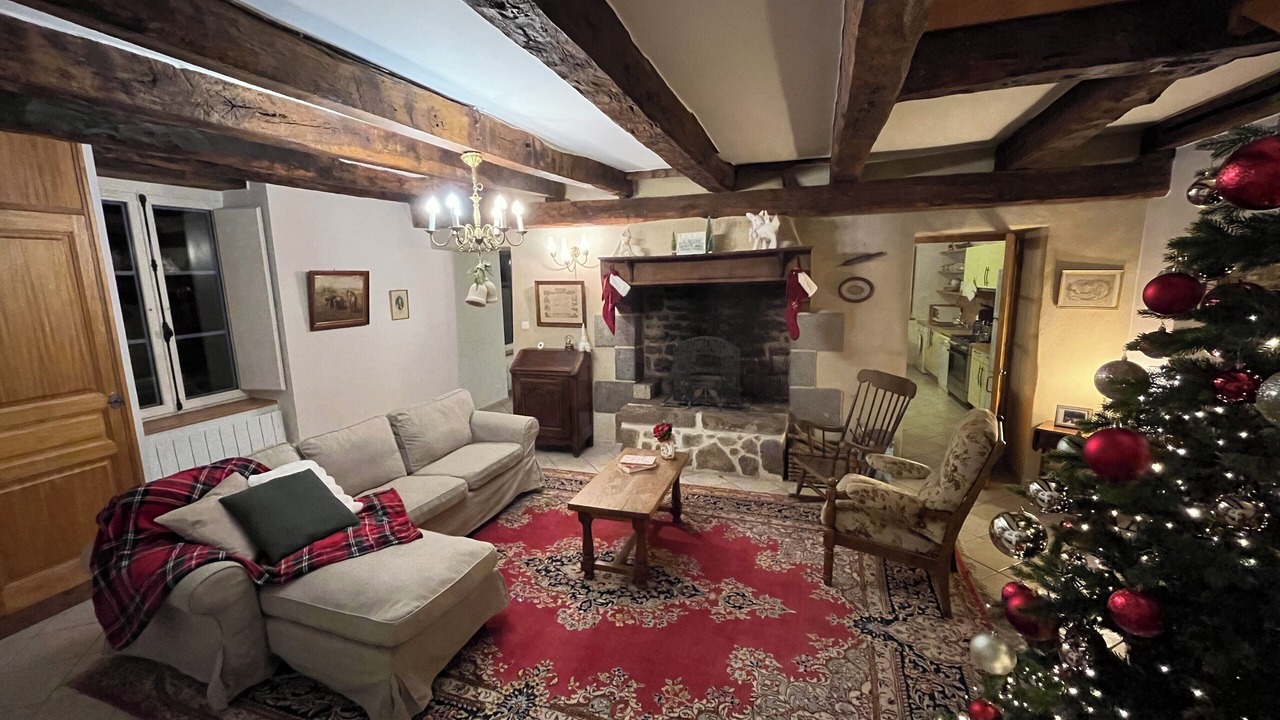 Photo of Livingroom in Saint-Remy-du-Plein