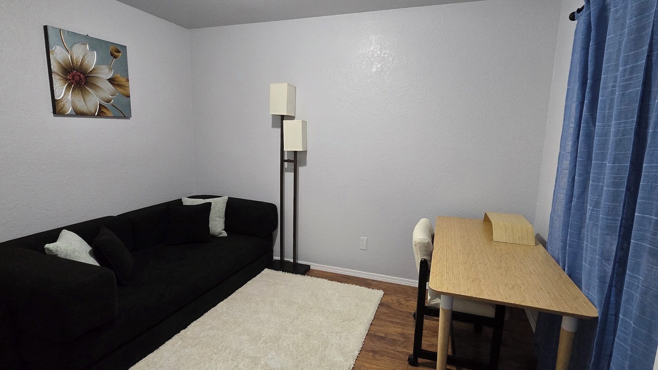 Photo of Livingroom in Antelope