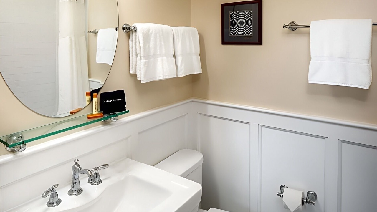 Photo of Bathroom in Berea