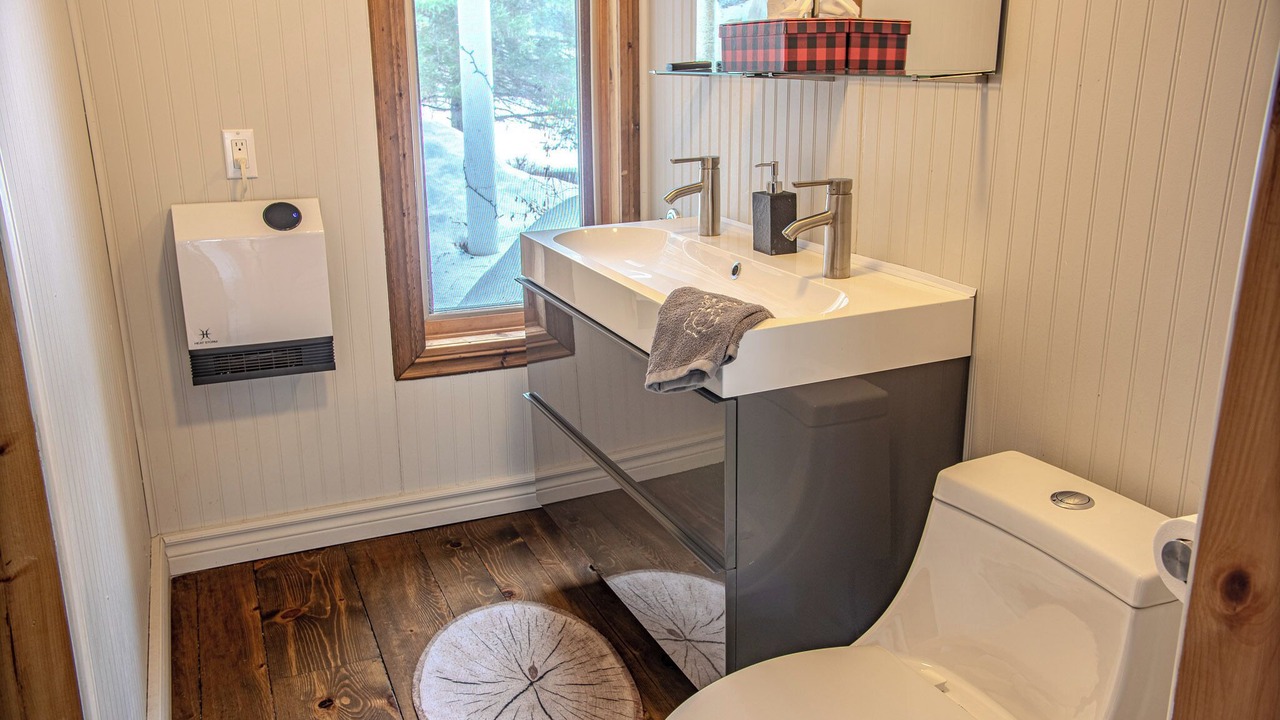 Photo of Bathroom in Saint-Alphonse-Rodriguez