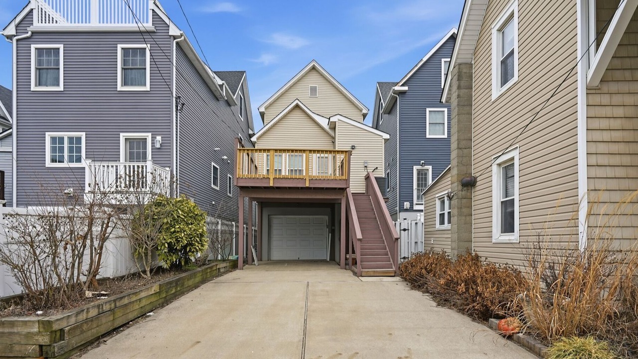 Photo of Others in Sea Bright