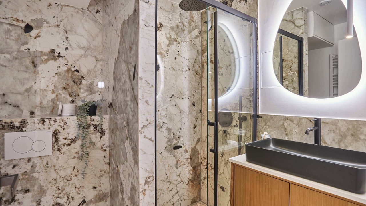 Photo of Bathroom in Montparnasse