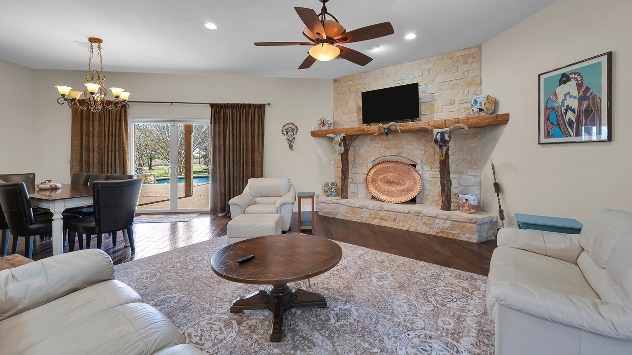 Photo of Livingroom in McGregor