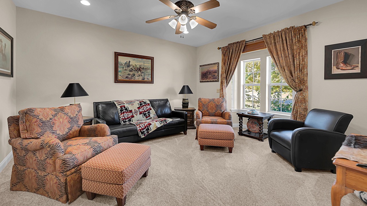 Photo of Livingroom in McGregor