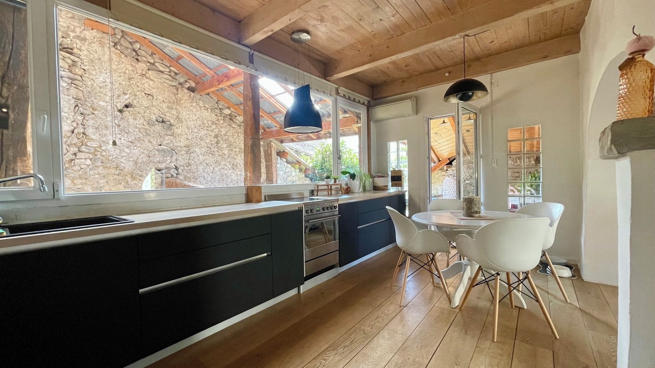 Photo of Kitchen in Lully