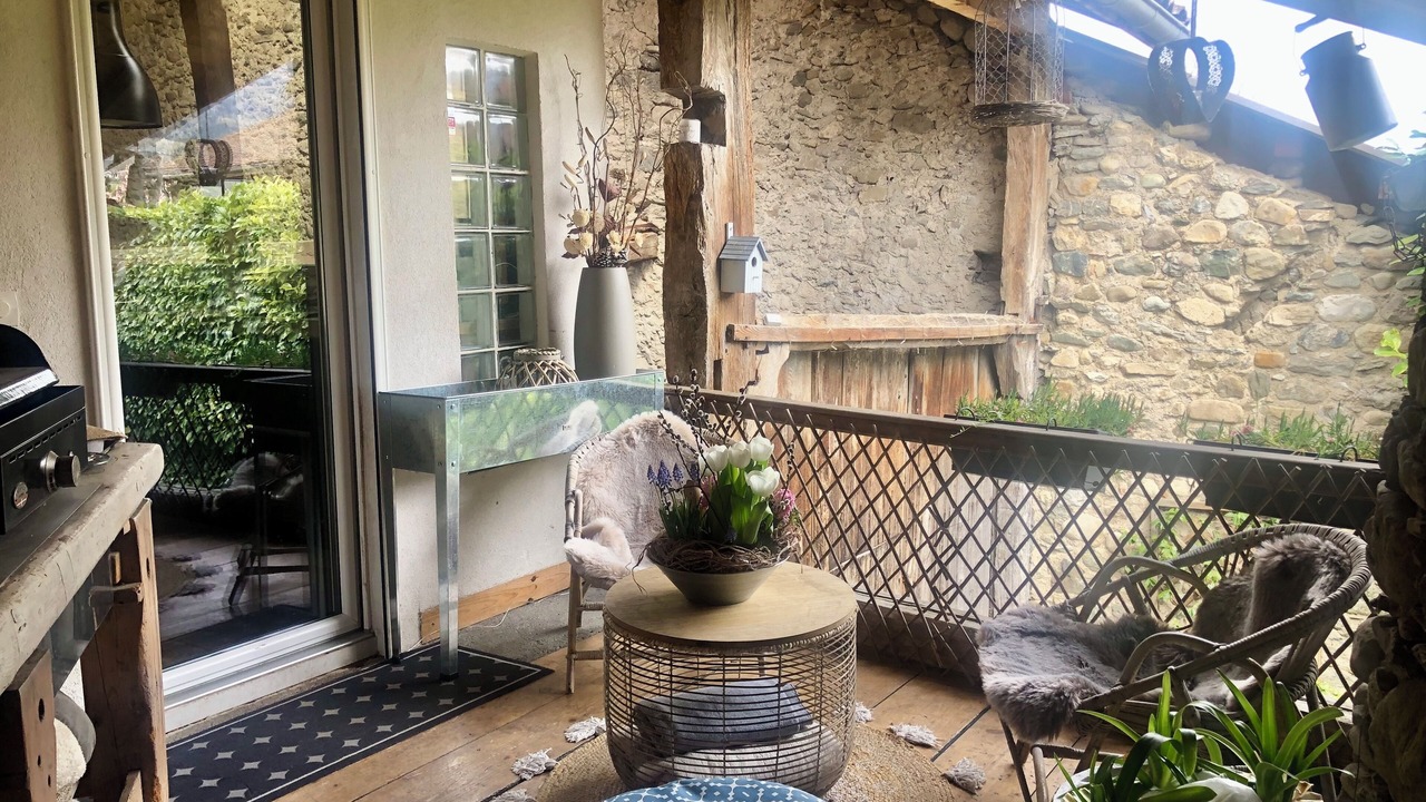 Photo of Patio Balcony in Lully