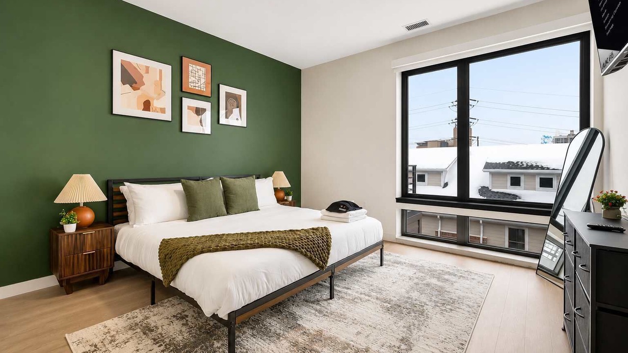Photo of Bedroom in University Circle