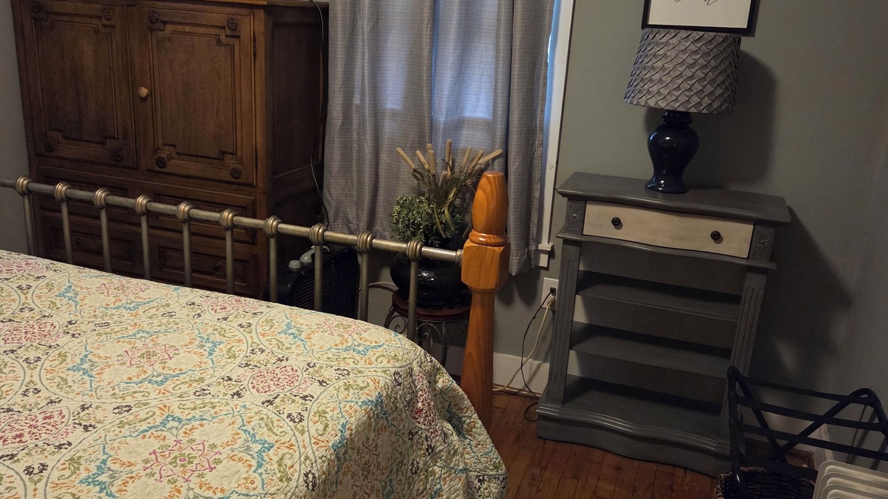 Photo of Bedroom in Waverly