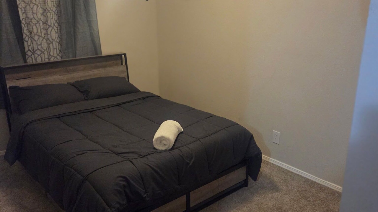 Photo of Bedroom in Albuquerque