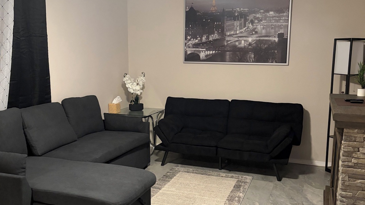 Photo of Livingroom in Albuquerque