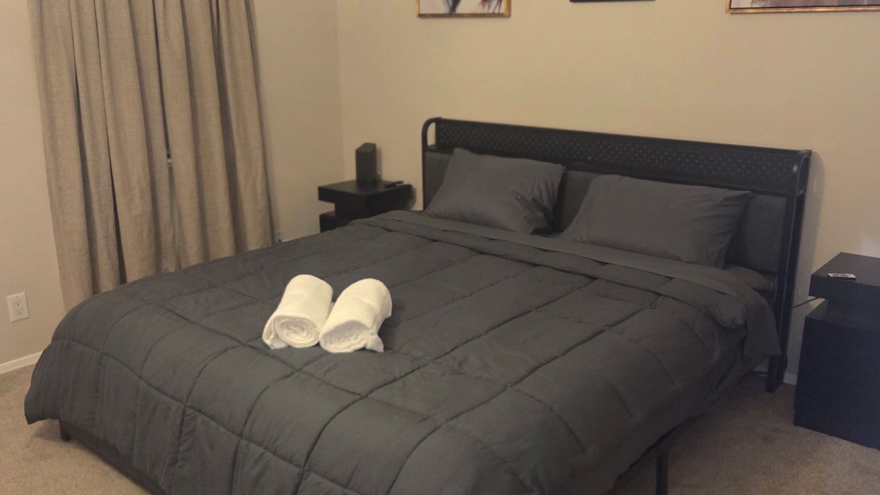Photo of Bedroom in Albuquerque