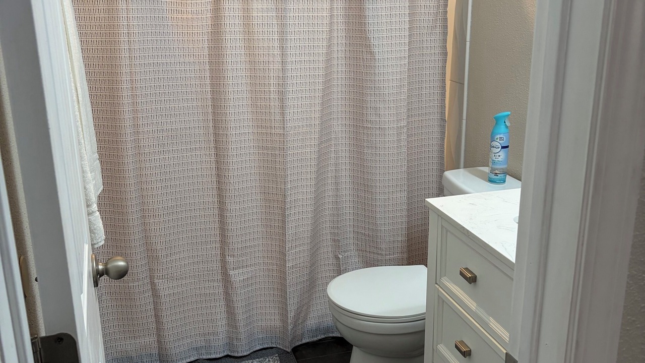 Photo of Bathroom in Albuquerque