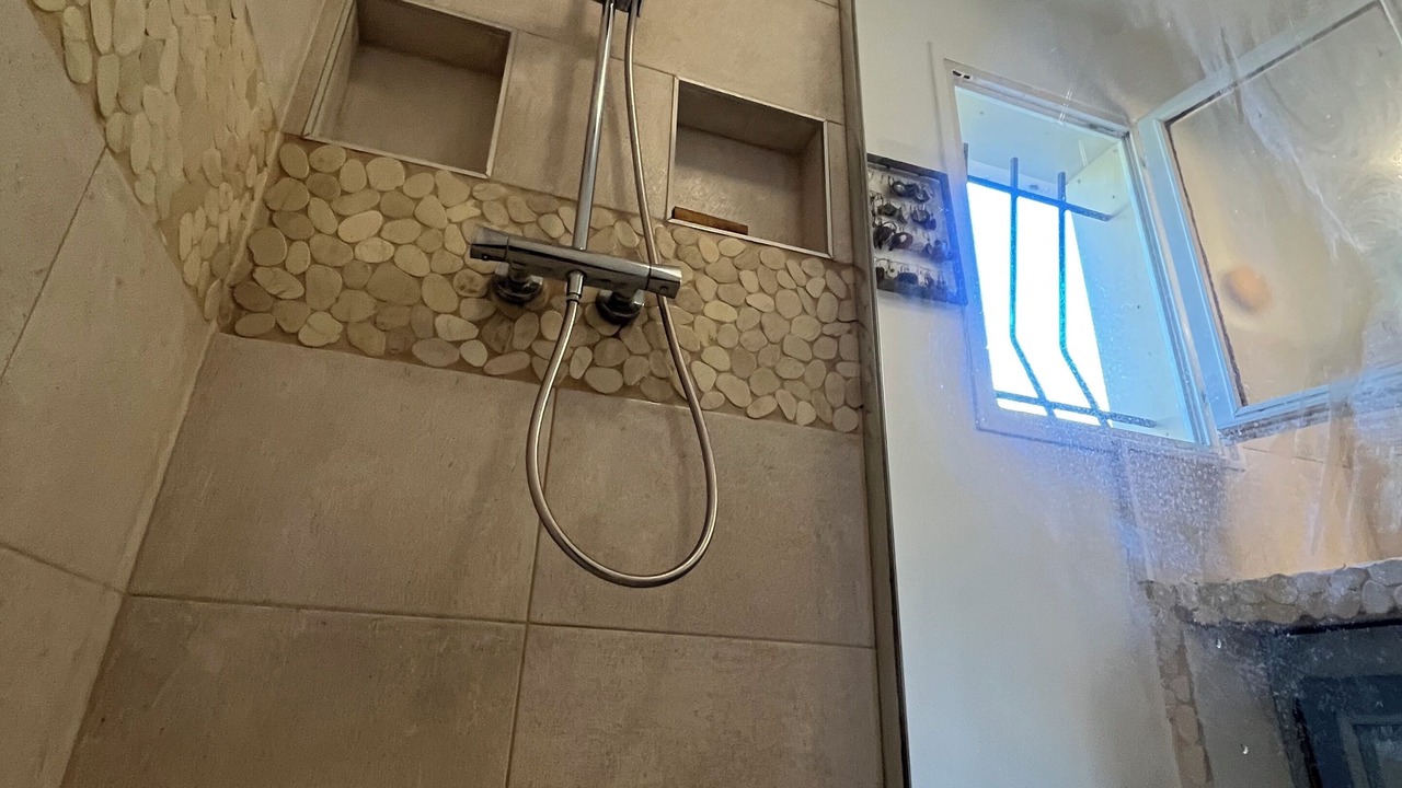 Photo of Bathroom in Tourves