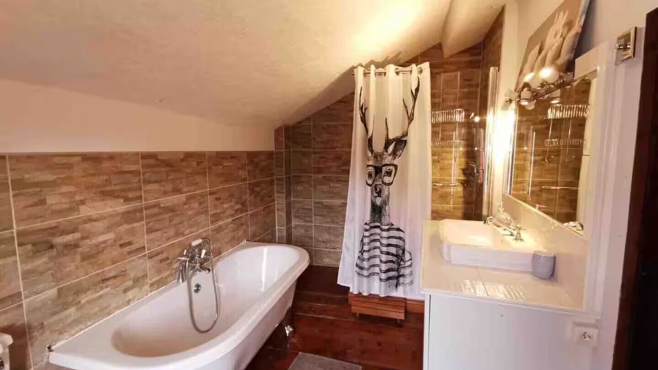 Photo of Bathroom in Olette