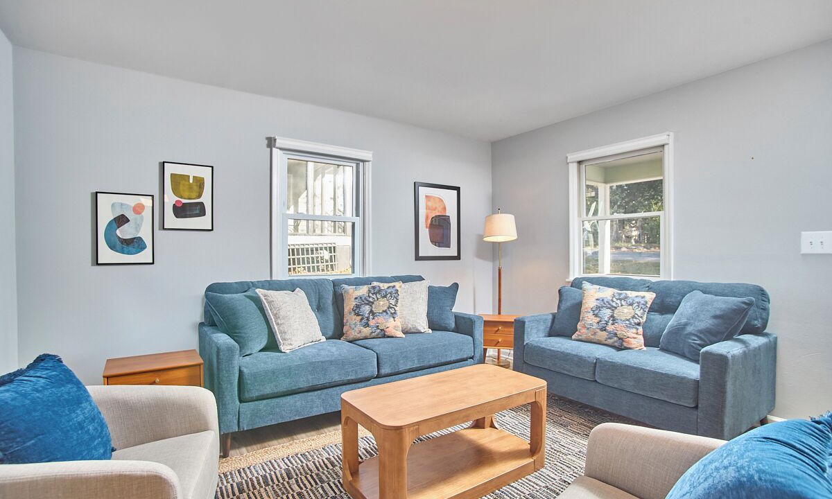 Photo of Livingroom in Carrboro