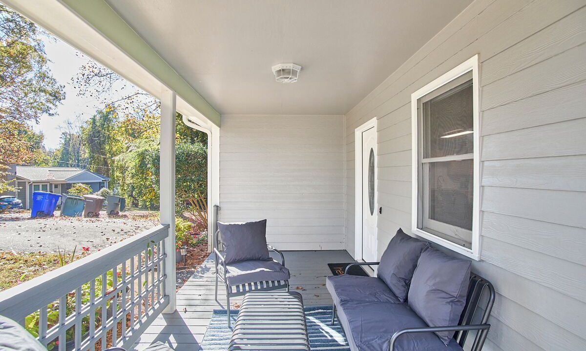 Photo of Patio Balcony in Carrboro