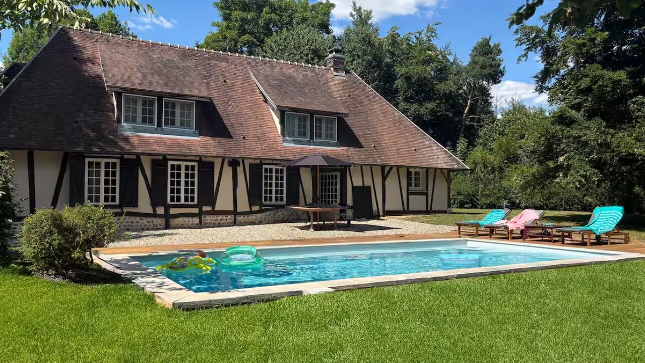 Photo of Outdoor in Sylvains-les-Moulins