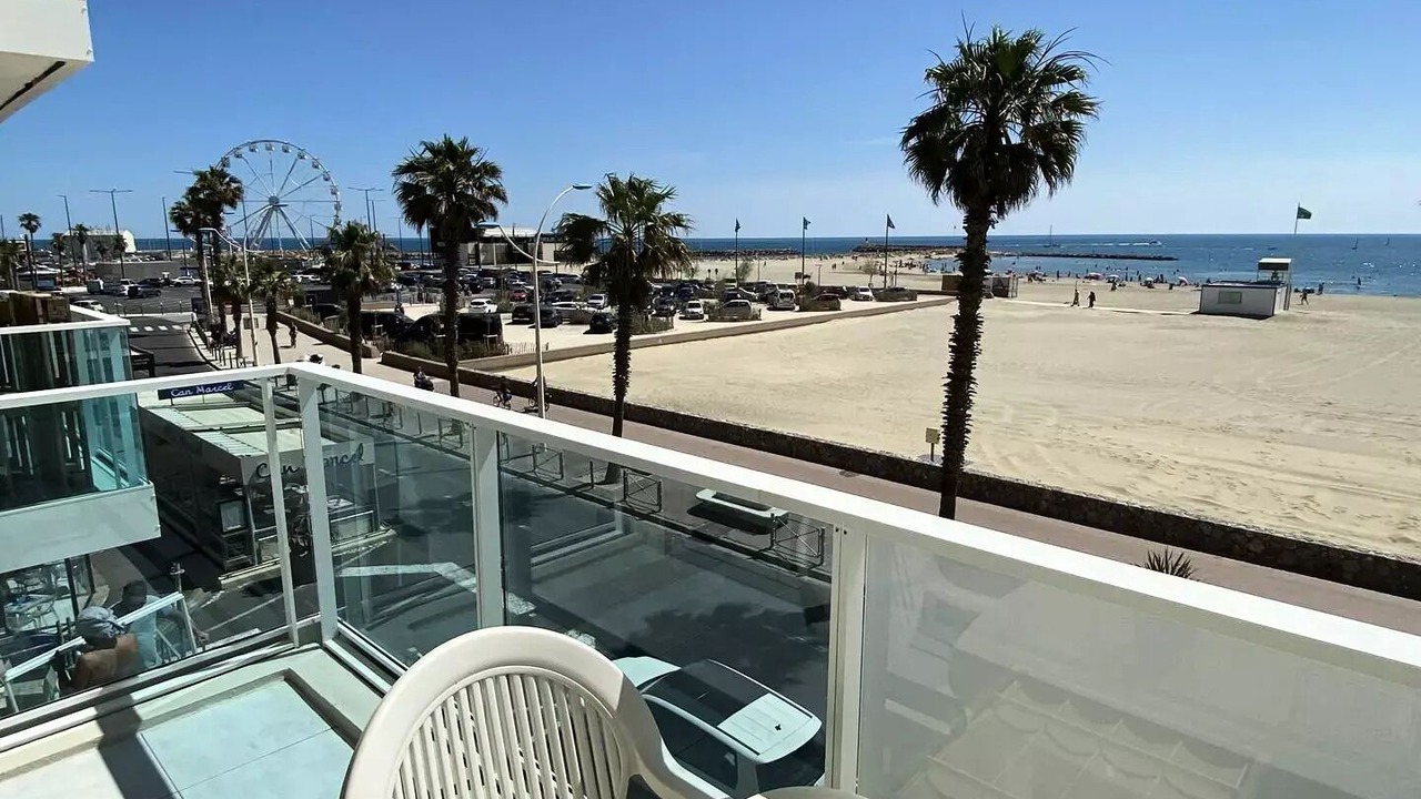 Photo of Patio Balcony in La Jetee