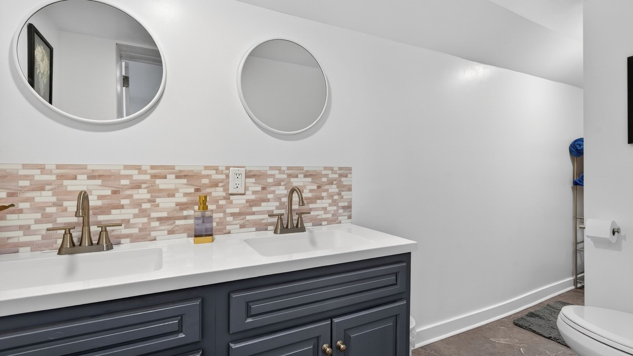 Photo of Bathroom in Rothsville